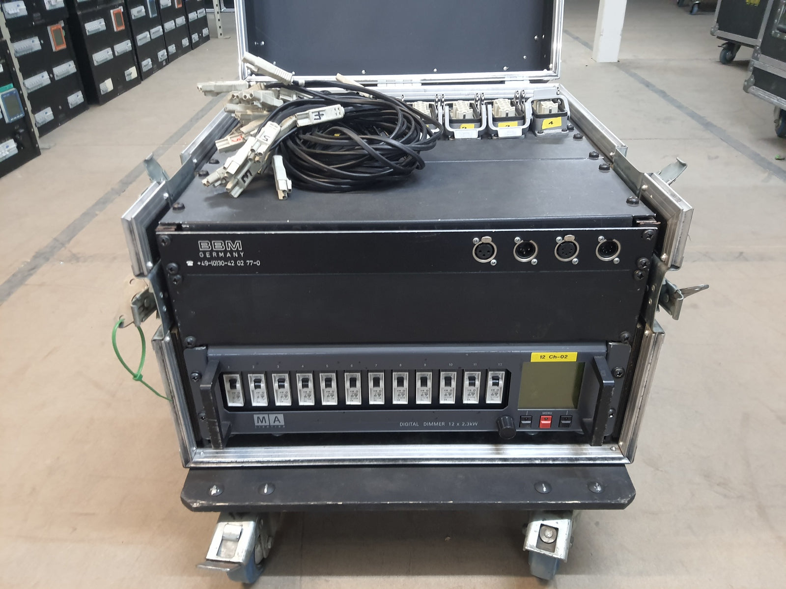 Dimmer 12x 2.3kVA MA Lighting Rack