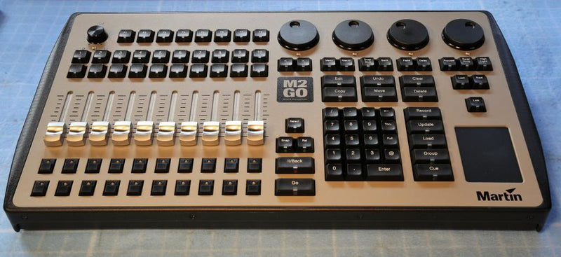 M2Go 2,048 Ch Console